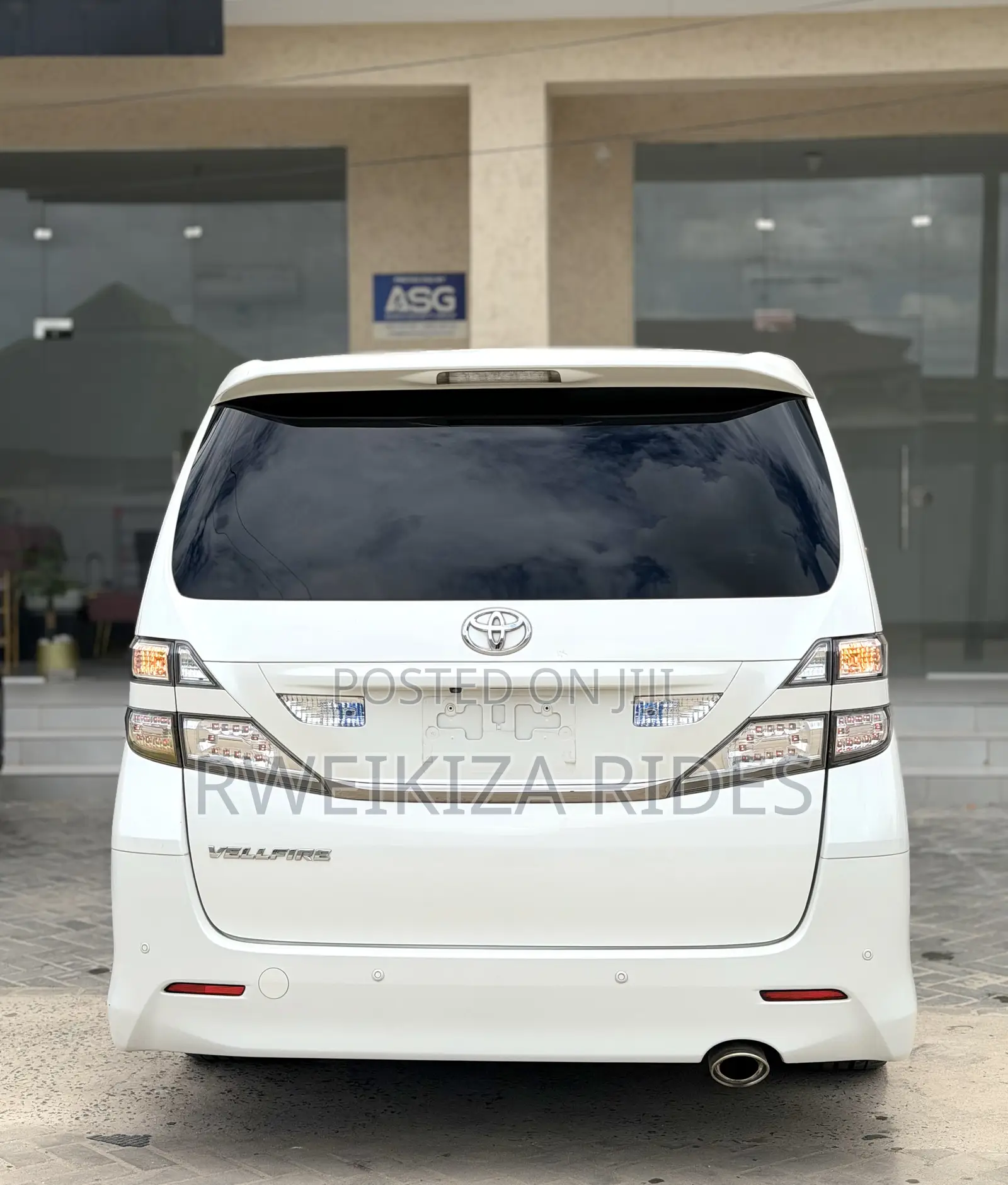 Toyota Alphard 2012 White