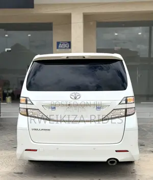 Toyota Alphard 2012 White