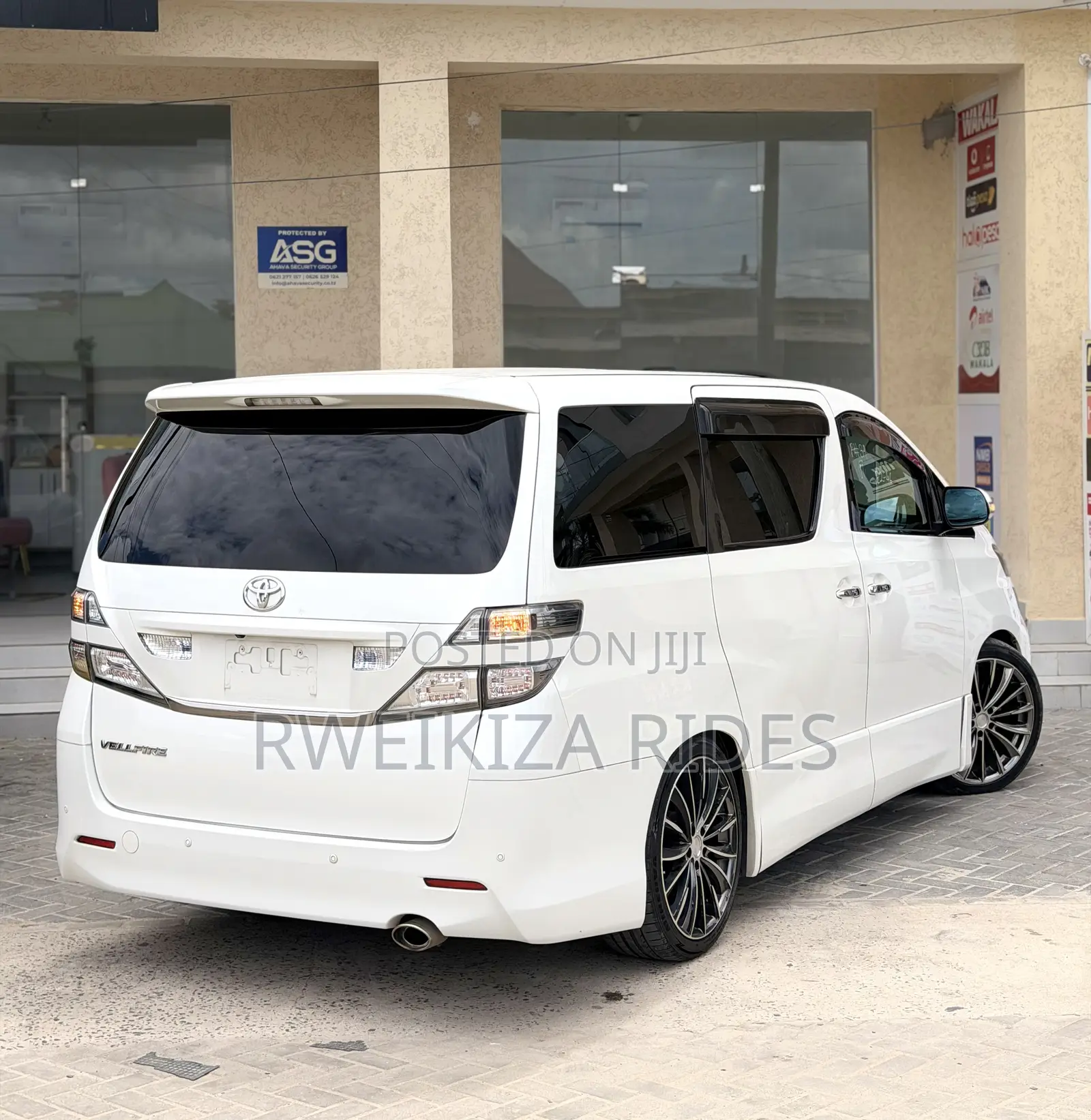 Toyota Alphard 2012 White