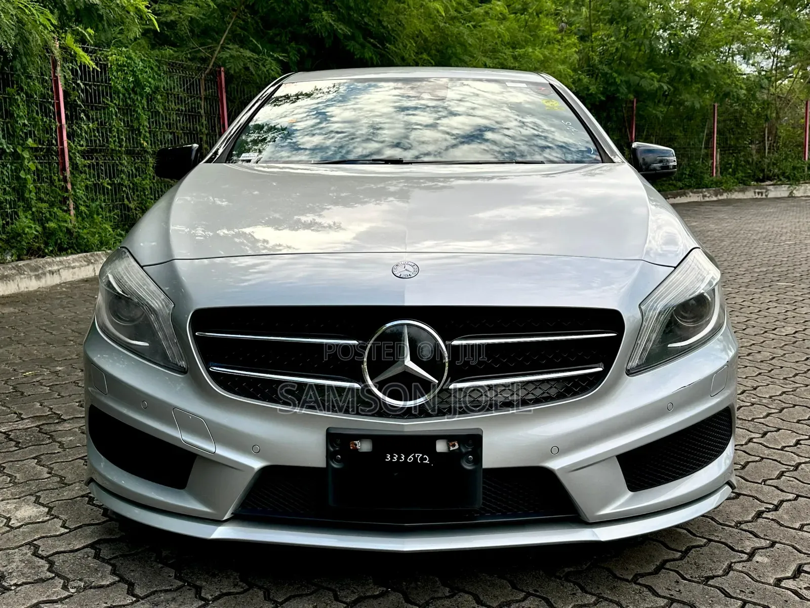 Mercedes-Benz A-Class 2014 Silver