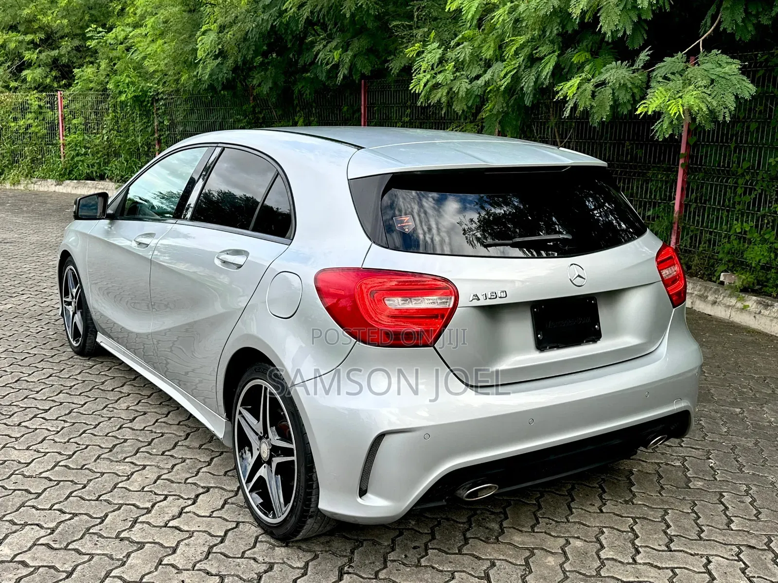 Mercedes-Benz A-Class 2014 Silver