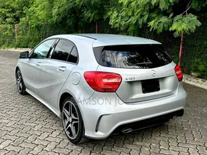 Mercedes-Benz A-Class 2014 Silver