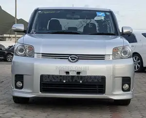 Toyota Corolla Rumion Hatchback 1.8 FWD 2009 Silver