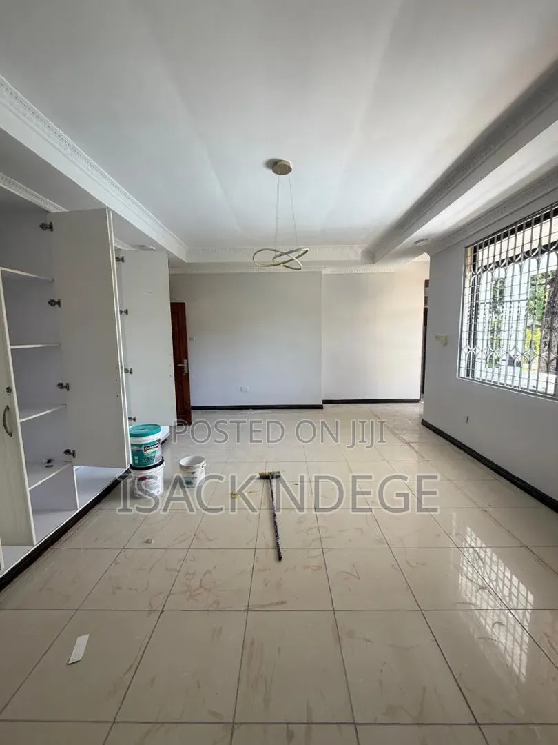 4bdrm House in Masaki for rent