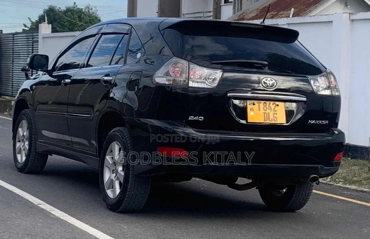 Toyota Harrier 2.4 2007 Black
