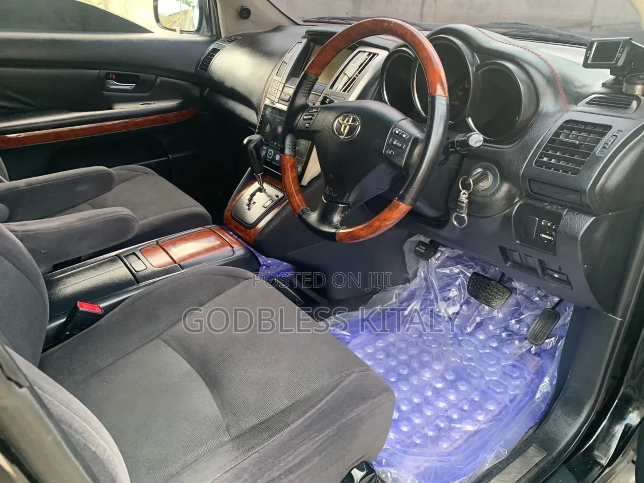 Toyota Harrier 2.4 2007 Black