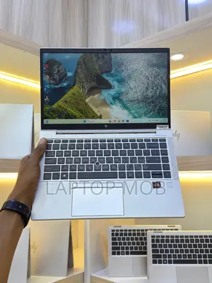 Laptop HP EliteBook 845 G8 8GB AMD Ryzen 5 HDD+SSD 256GB
