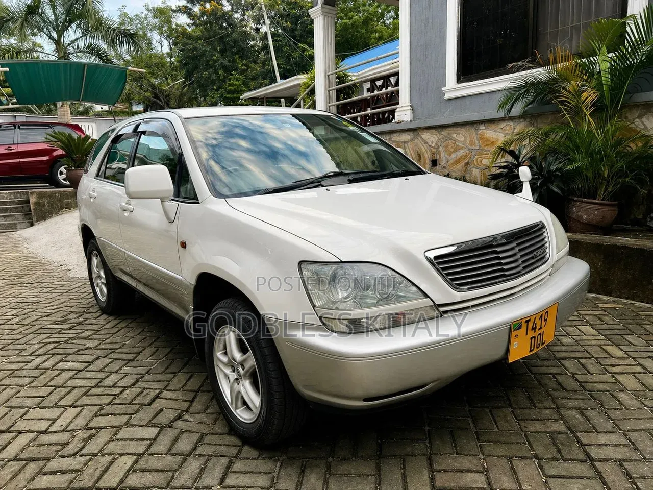 Toyota Harrier 2.2 16V 2002 White