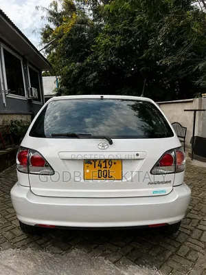 Toyota Harrier 2.2 16V 2002 White