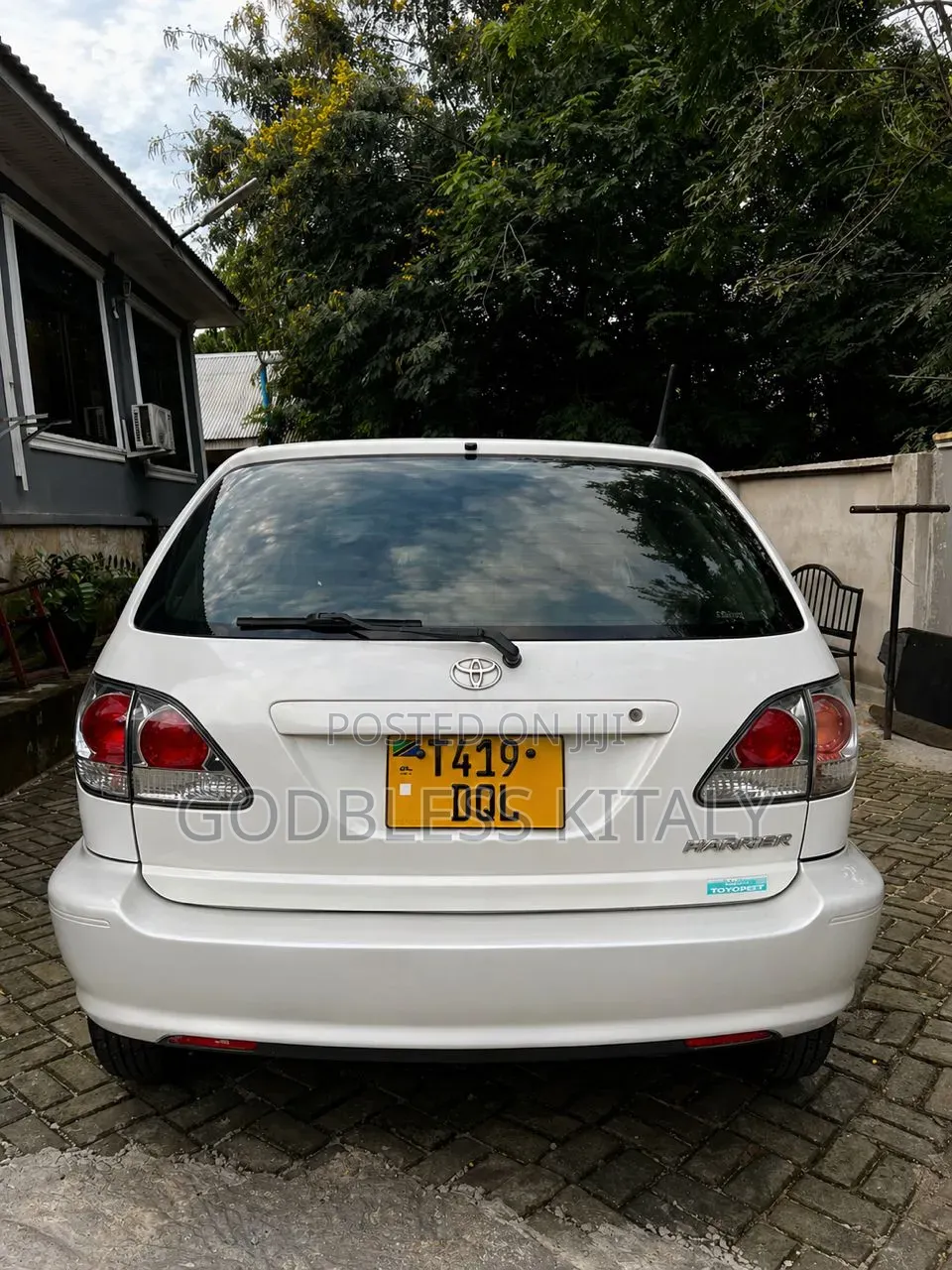 Toyota Harrier 2.2 16V 2002 White