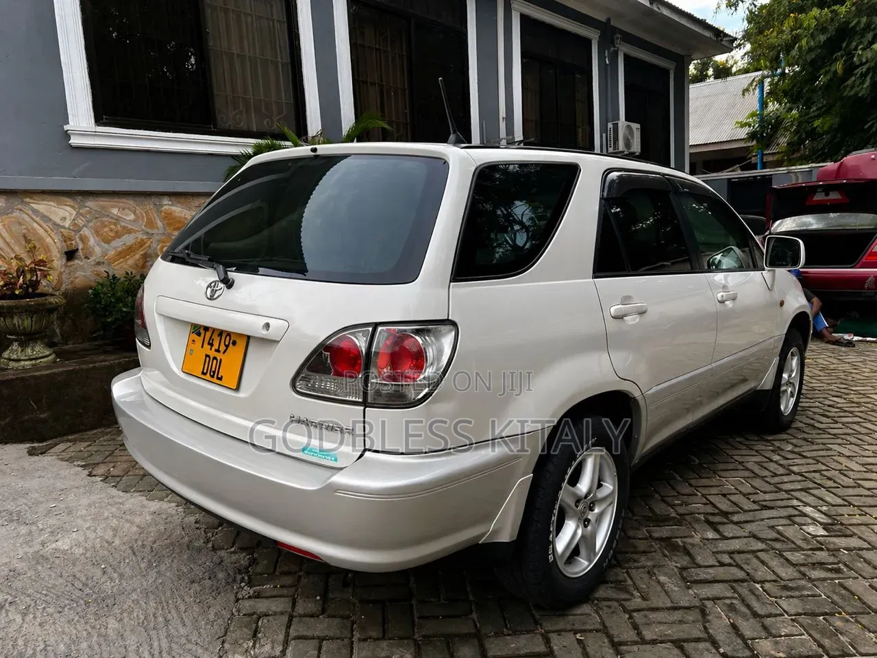 Toyota Harrier 2.2 16V 2002 White