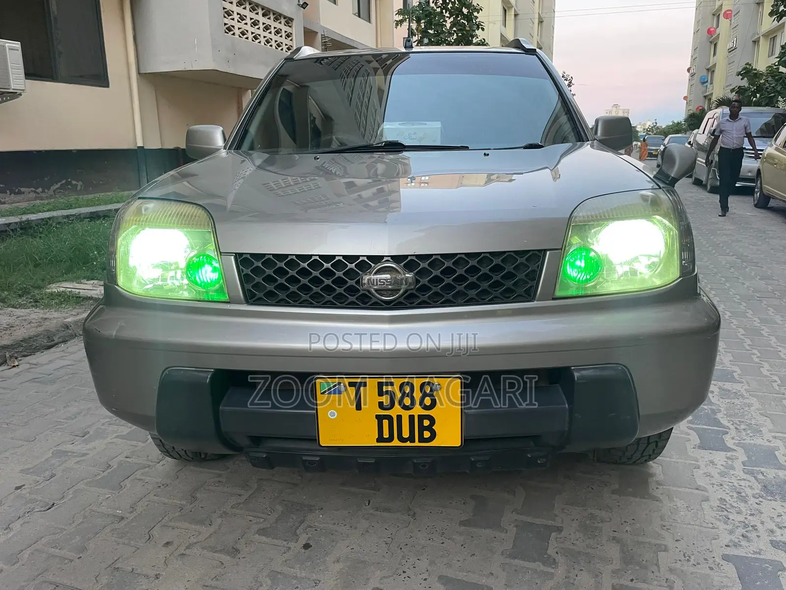 Nissan X-Trail 2005 Gray