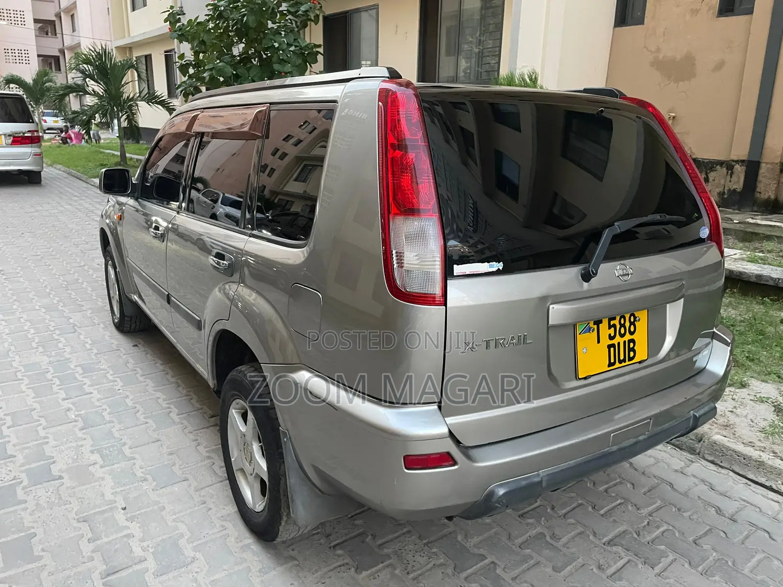 Nissan X-Trail 2005 Gray