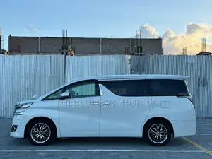 Toyota Alphard 2017 White