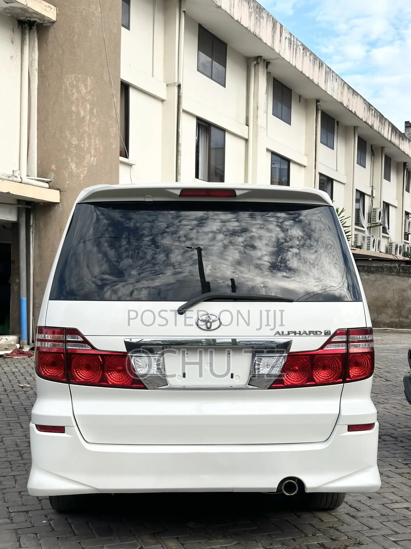 Toyota Alphard 2006 White
