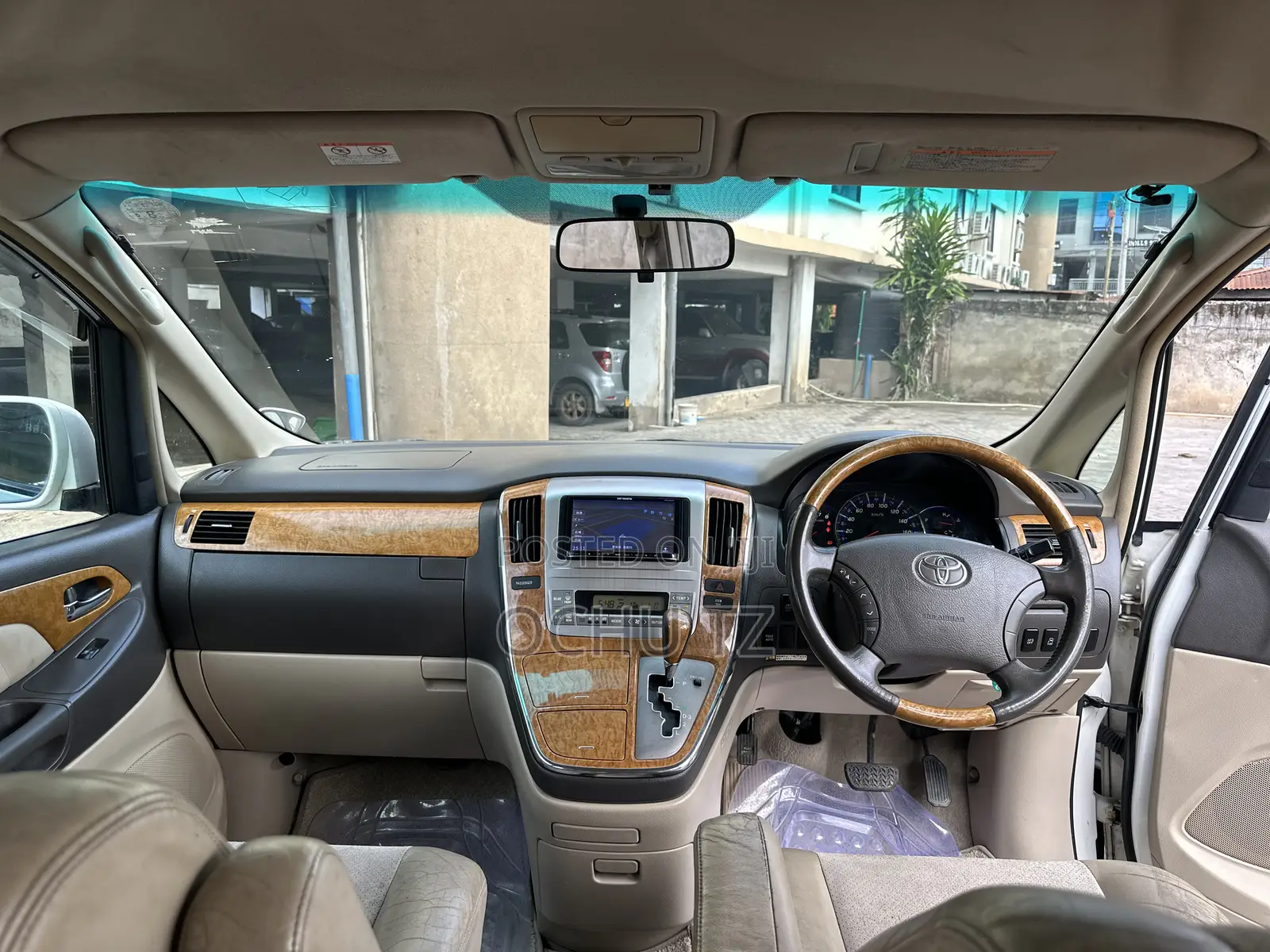 Toyota Alphard 2006 White