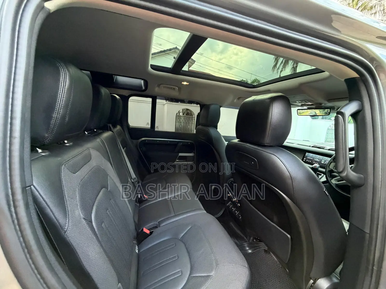 Land Rover Defender 110 SE 4x4 2020 Gray