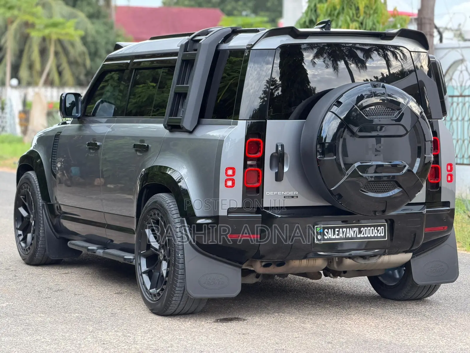 Land Rover Defender 110 SE 4x4 2020 Gray
