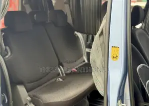 Toyota Sienta 2013 Blue
