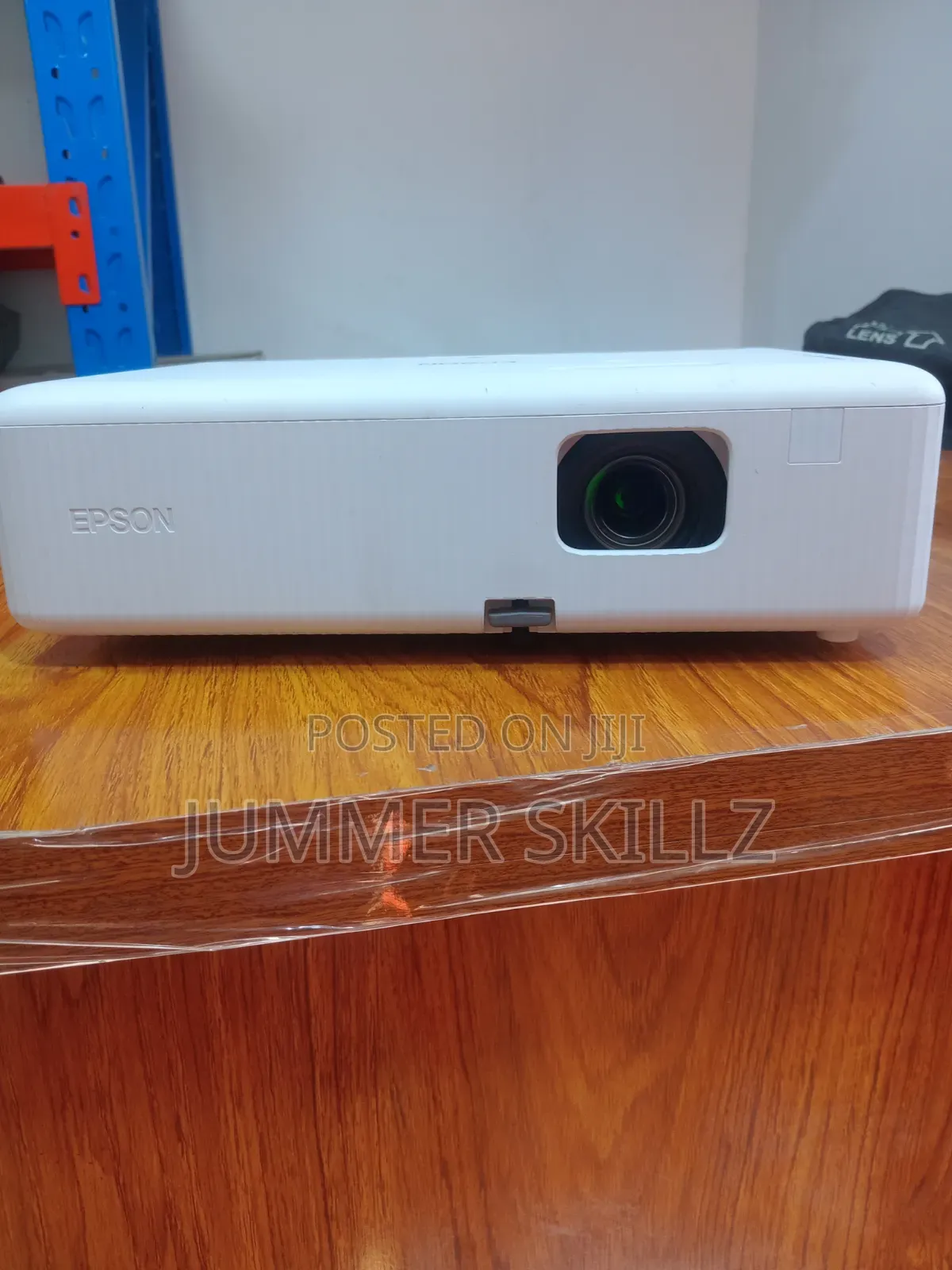 Epson Projector (Model Co W01)