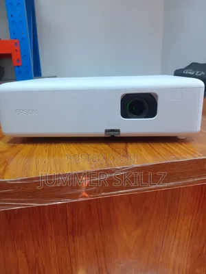 Epson Projector (Model Co W01)