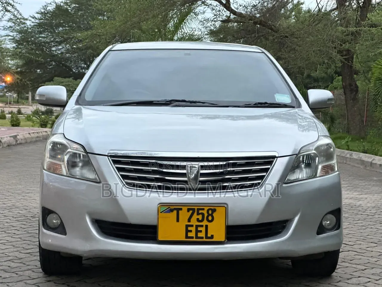 Toyota Premio 2010 Silver