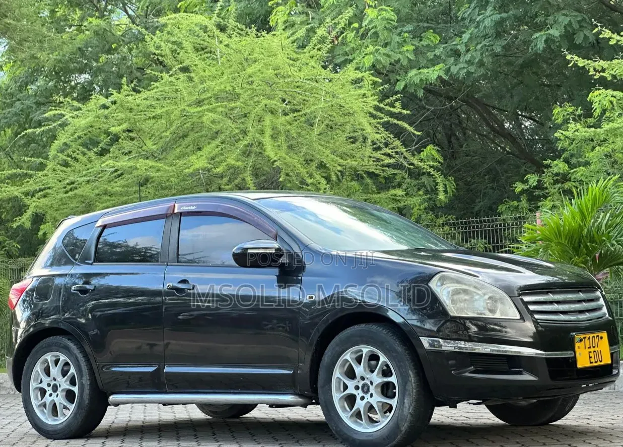 Nissan Dualis 2010 Black