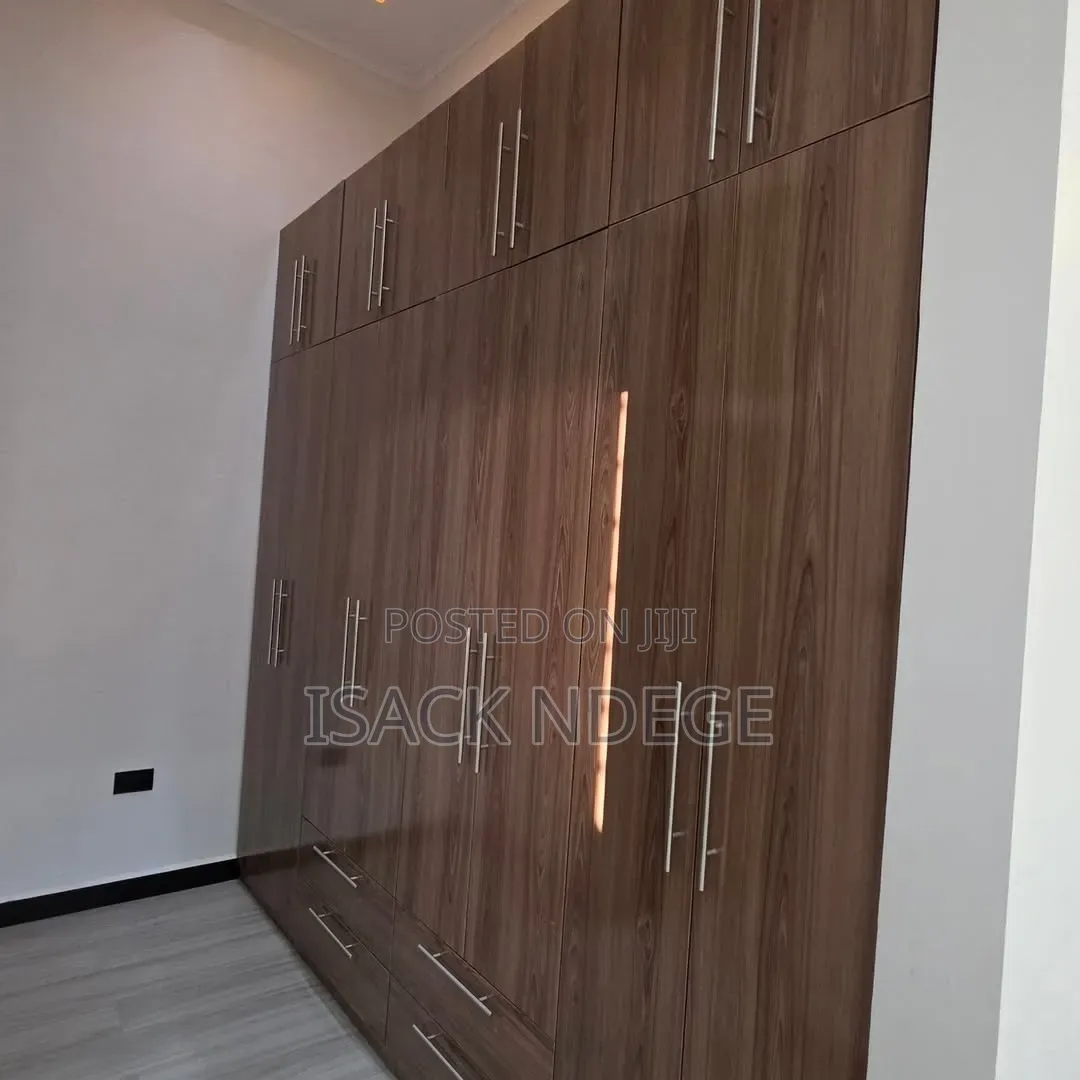4bdrm House in Lasanza, Goba for sale