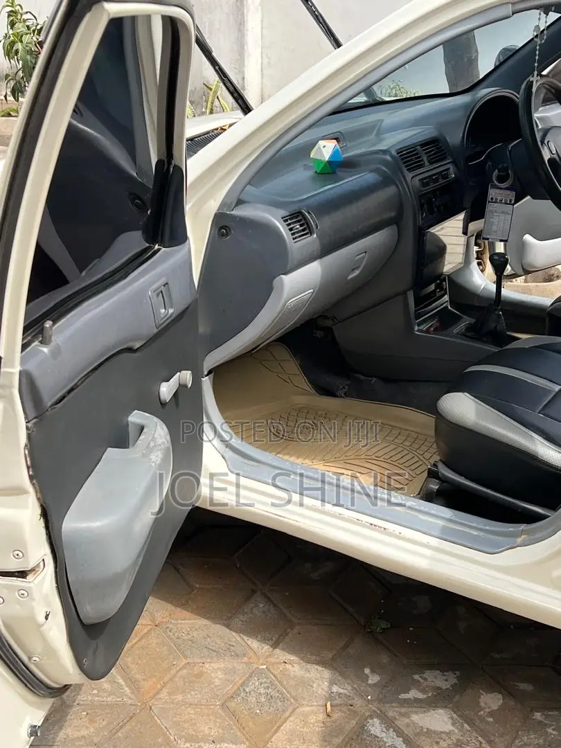Toyota Starlet 1997 White