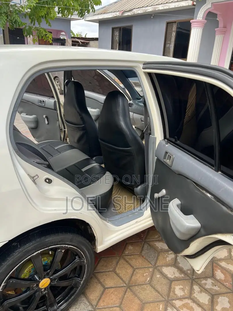 Toyota Starlet 1997 White