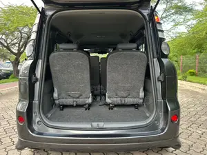 Toyota Sienta 2007 Gray