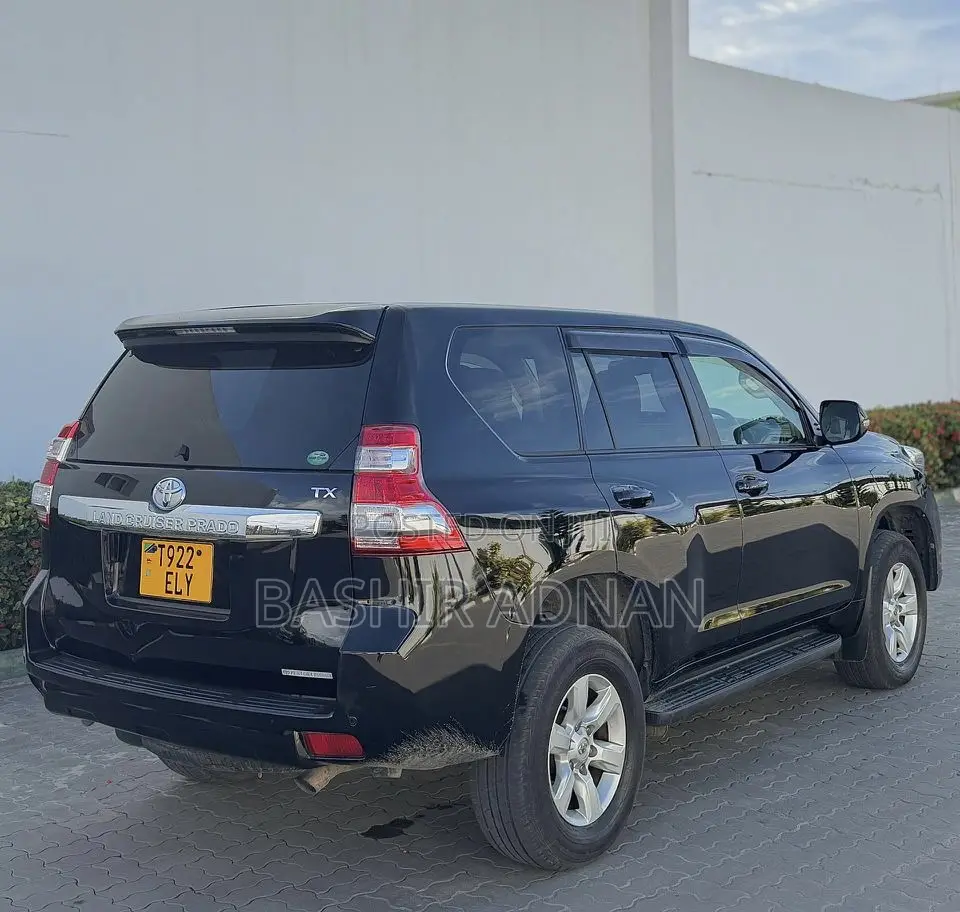 Toyota Land Cruiser Prado 2.8 D-4D 2016 Black
