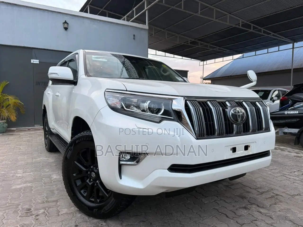 Toyota Land Cruiser Prado 2.7 2020 White