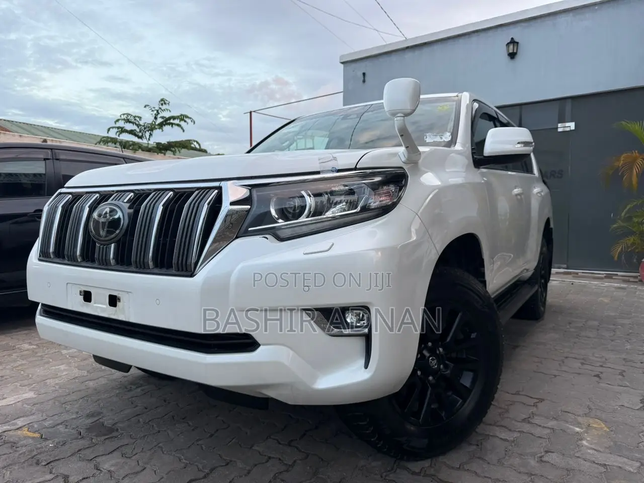 Toyota Land Cruiser Prado 2.7 2020 White
