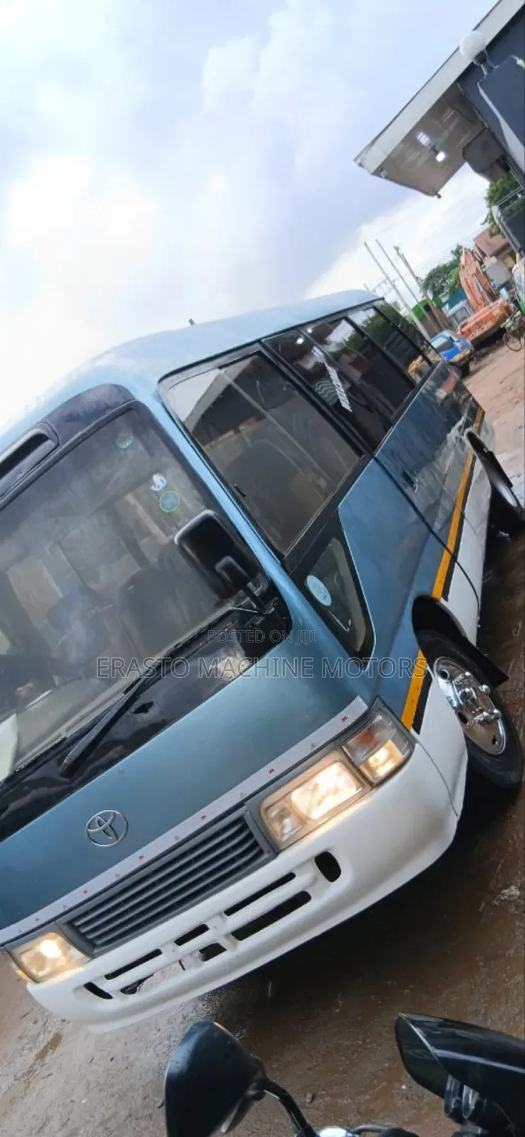 Toyota Coaster 2000