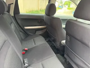Toyota IST 2004 White
