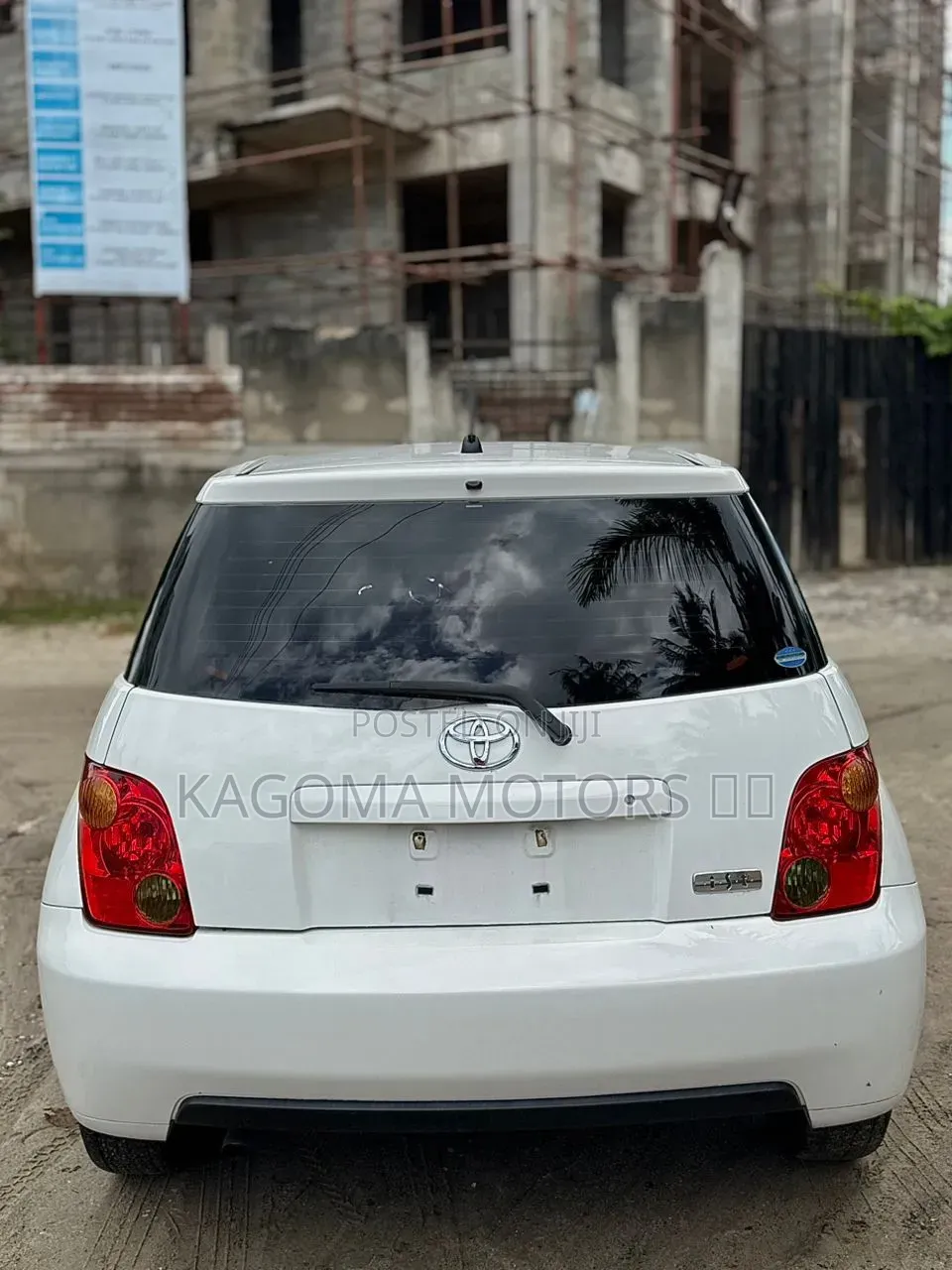 Toyota IST 2004 White