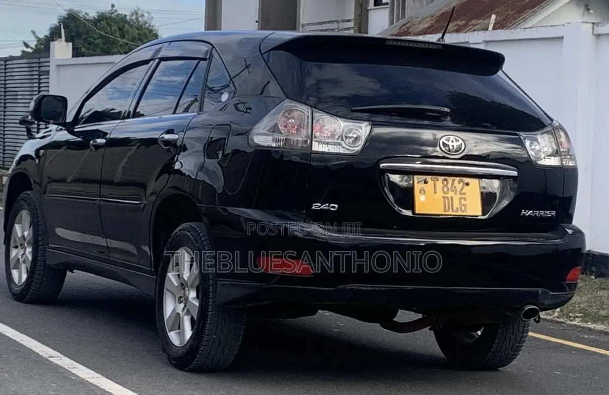 Toyota Harrier 2006 Black