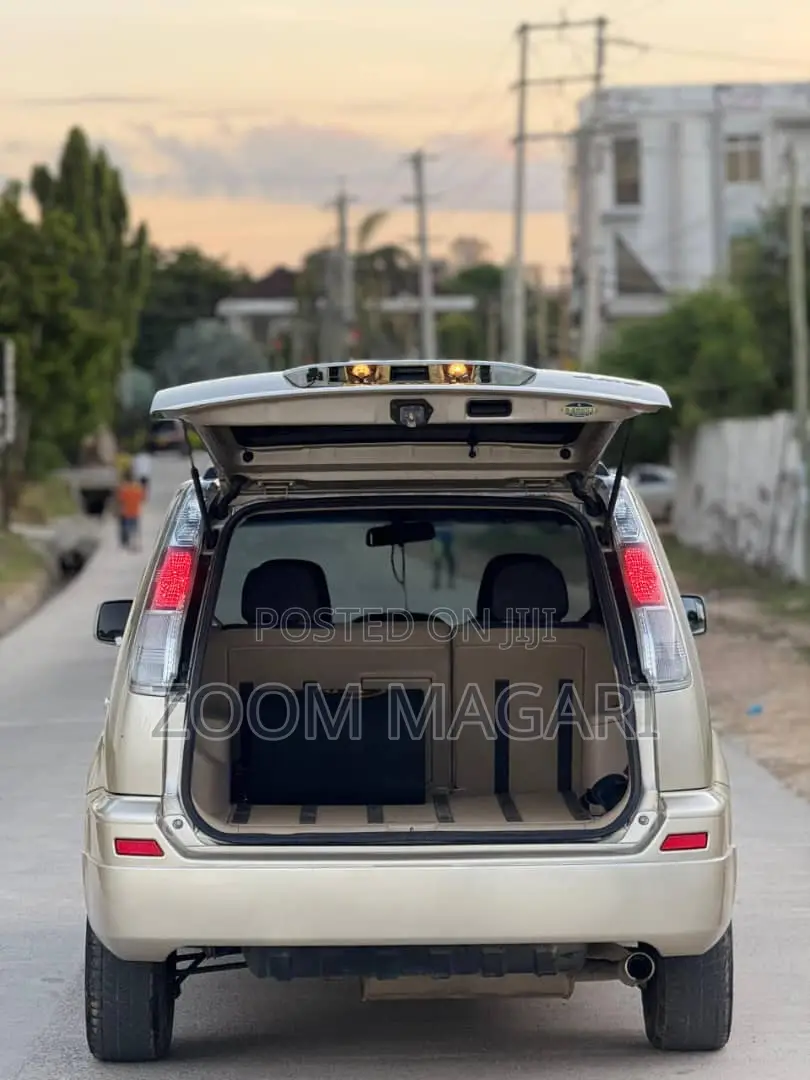 Nissan X-Trail 2008 Gold