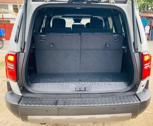New Toyota Land Cruiser Prado 2025 White