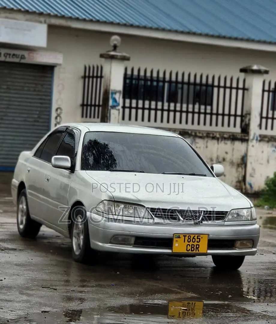 Toyota Carina 2001 Silver