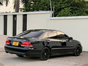 Toyota Crown 2007 Black
