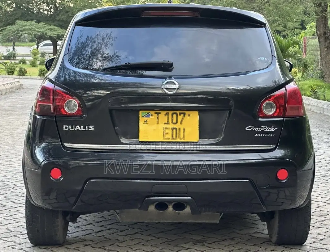 Nissan Dualis 2010 Black