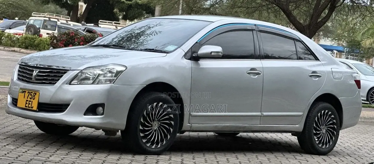 Toyota Premio 2010 Silver