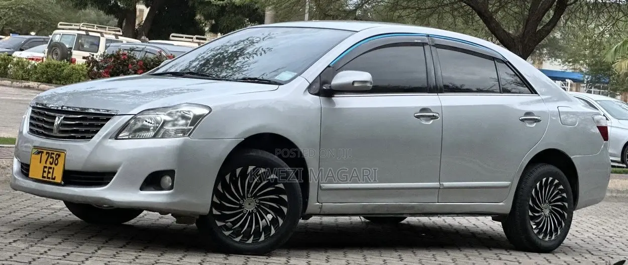 Toyota Premio 2010 Silver