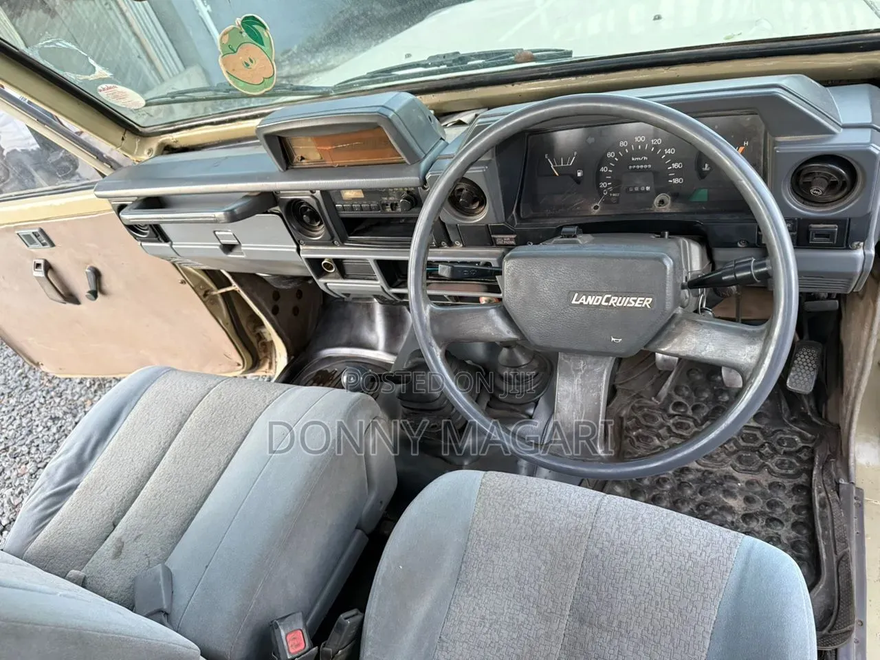 Toyota Land Cruiser 2015 Gold