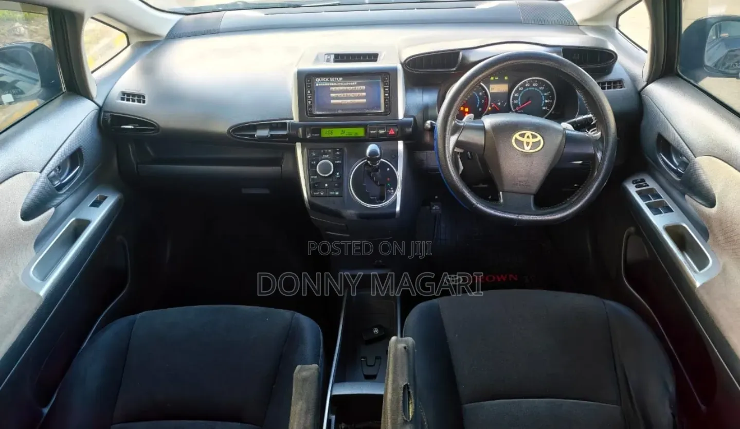 Toyota Wish 2012 Black