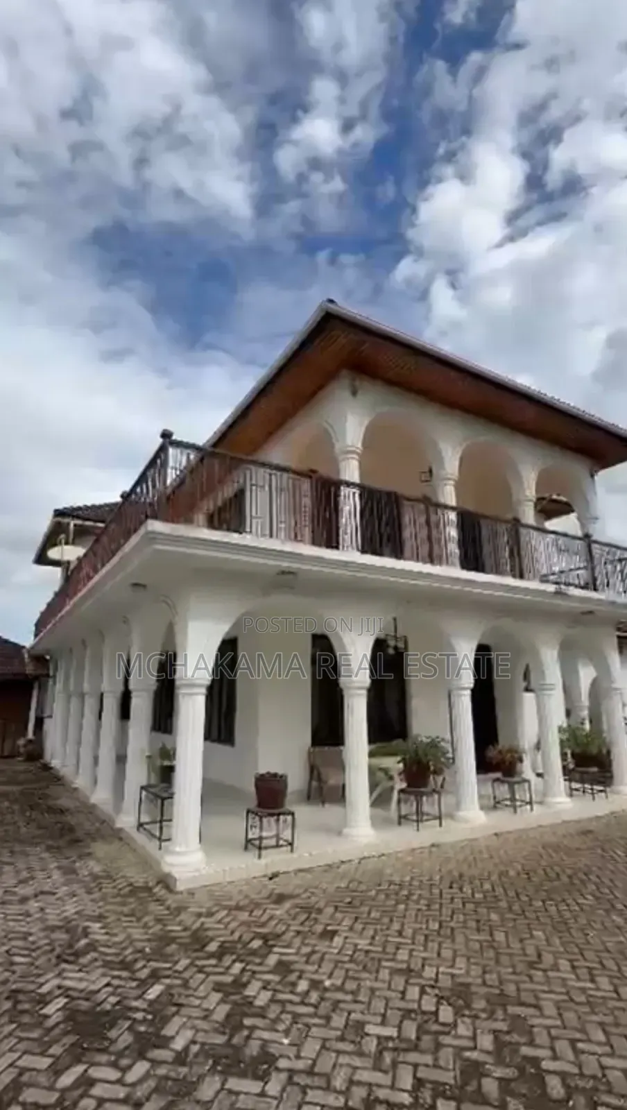 5bdrm Block of Flats in Mchakama Real Estate, Mbezi Beach for sale