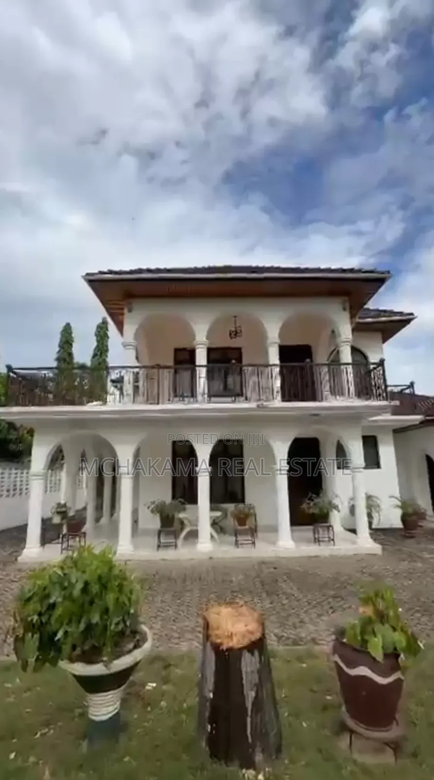 5bdrm Block of Flats in Mchakama Real Estate, Mbezi Beach for sale