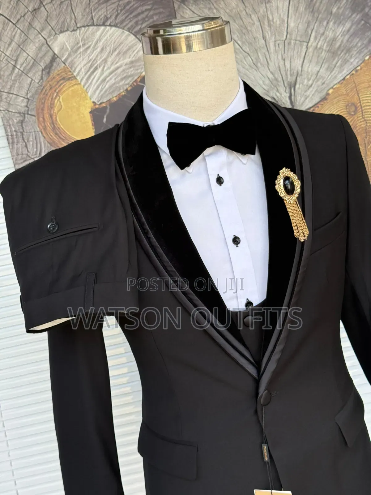 Men's New and Original Suits Marshalino Branded Classic Looking